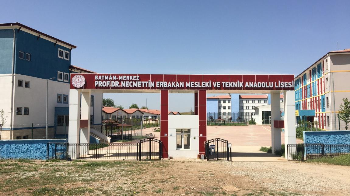 Prof. Dr. Necmettin Erbakan Mesleki ve Teknik Anadolu Lisesi Fotoğrafı